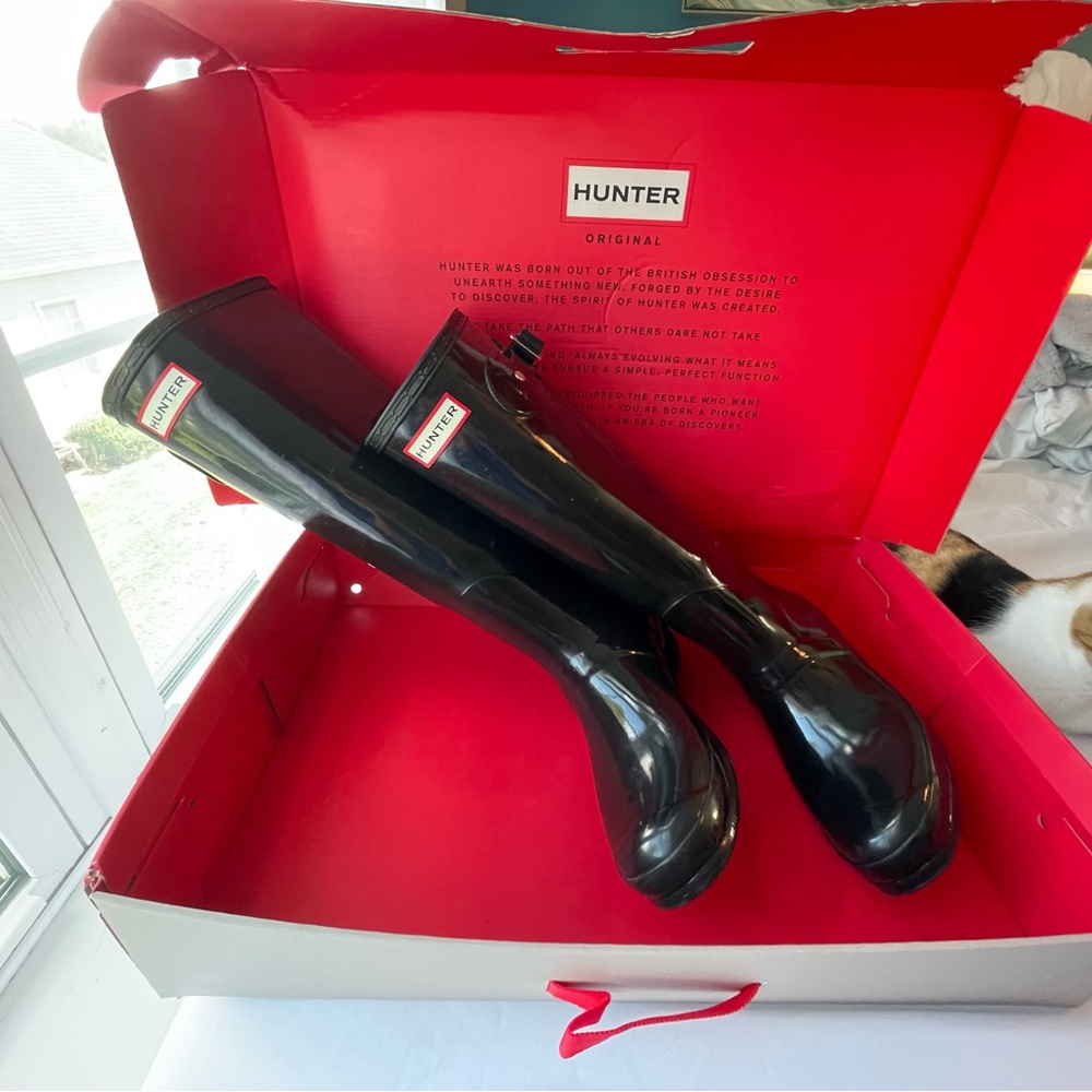 HUNTER original glossy rain boots w/ BOX!!!